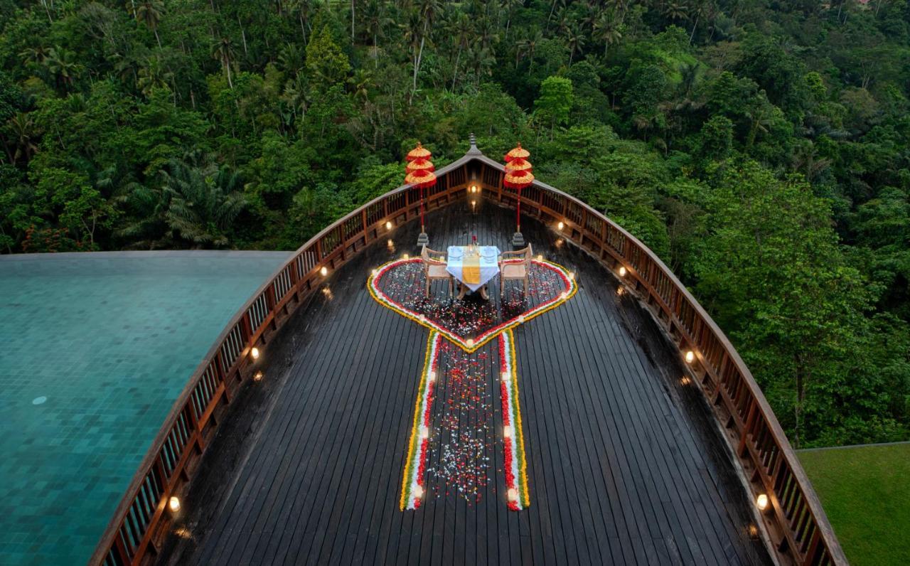 Kastara Resort Ubud Exteriér fotografie The Heart of Borneo bridge